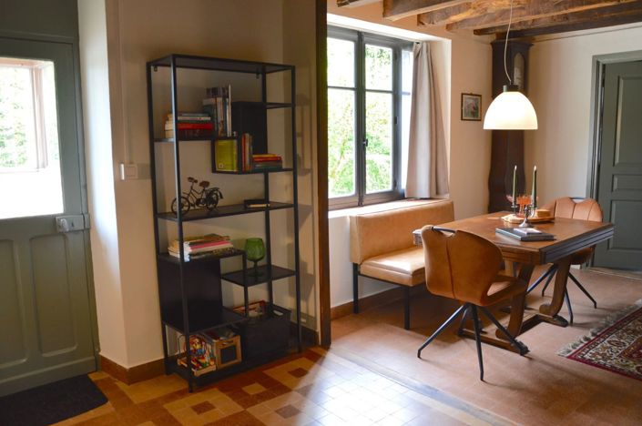 Image No.9-8 Bed House for sale