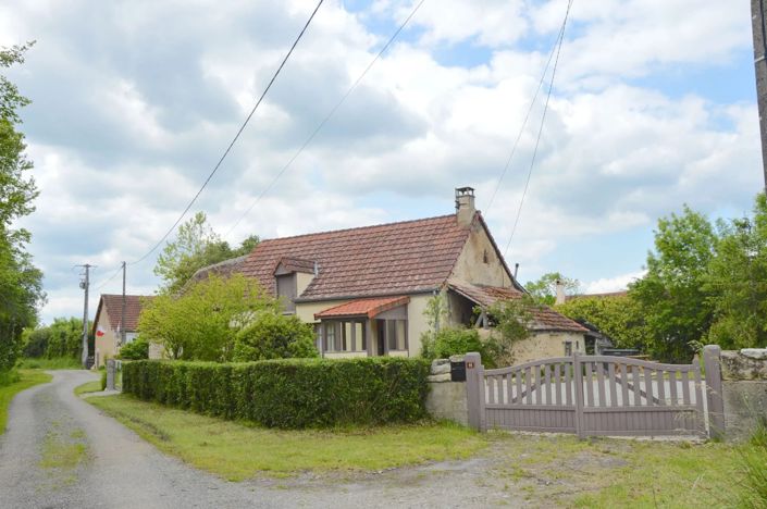 Image No.10-8 Bed House for sale