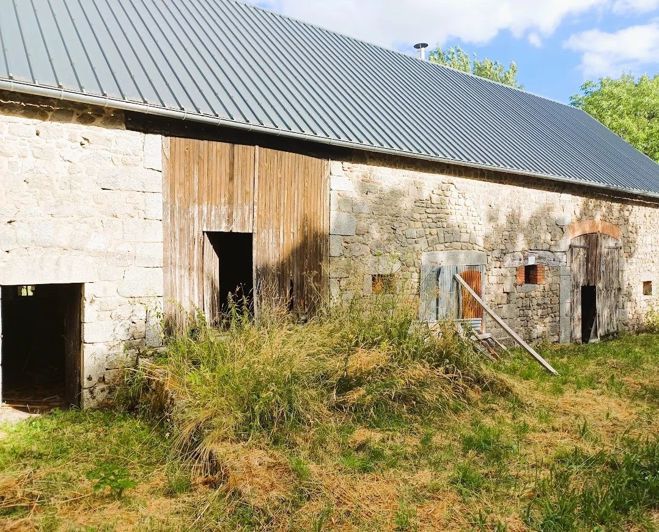 Image No.19-3 Bed House for sale