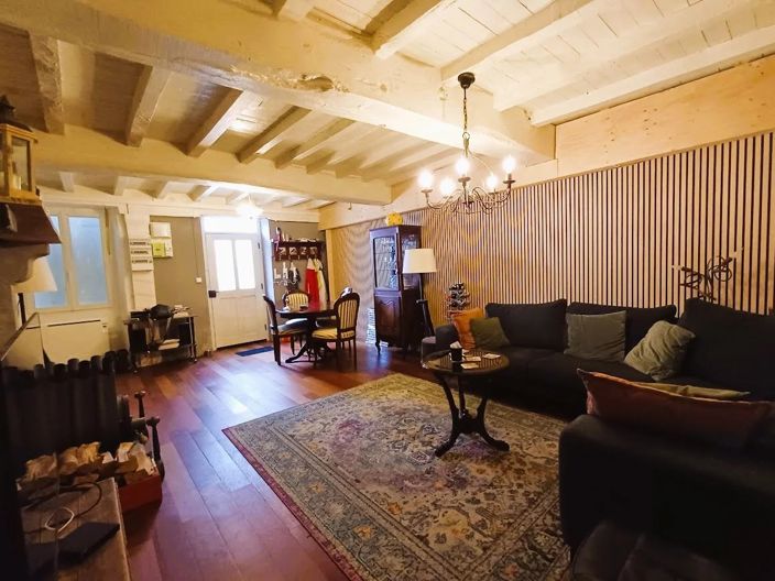 Image No.9-3 Bed House for sale