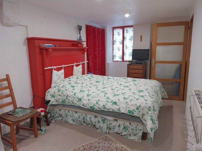 Image No.6-3 Bed House for sale