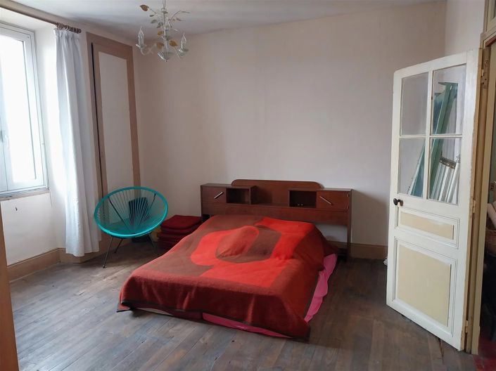 Image No.13-3 Bed House for sale