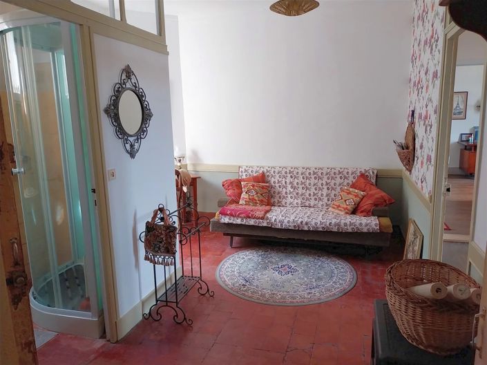 Image No.14-3 Bed House for sale