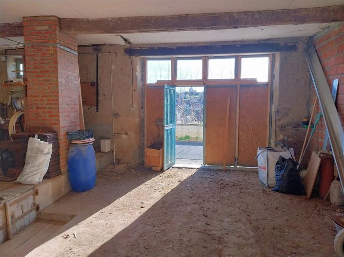 Image No.17-3 Bed House for sale