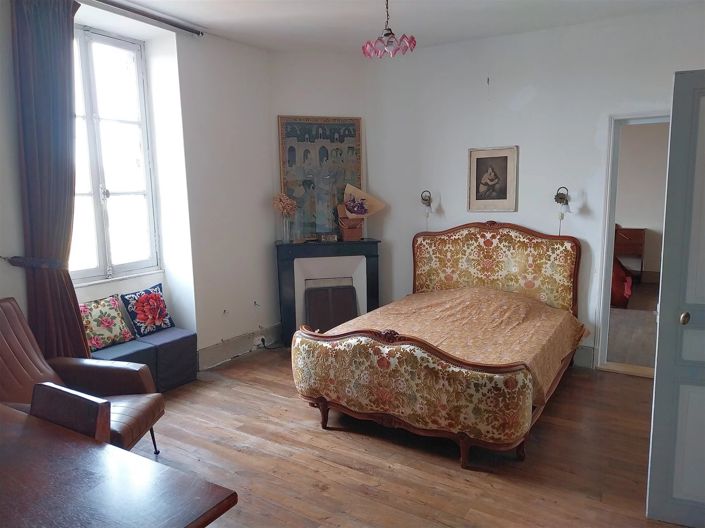 Image No.7-3 Bed House for sale