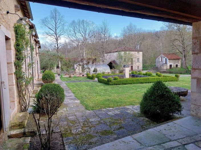 Image No.16-House for sale