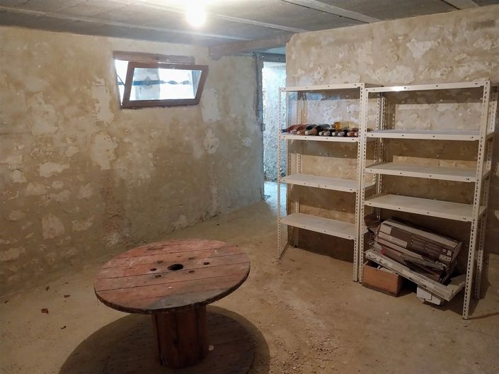 Image No.13-5 Bed House for sale