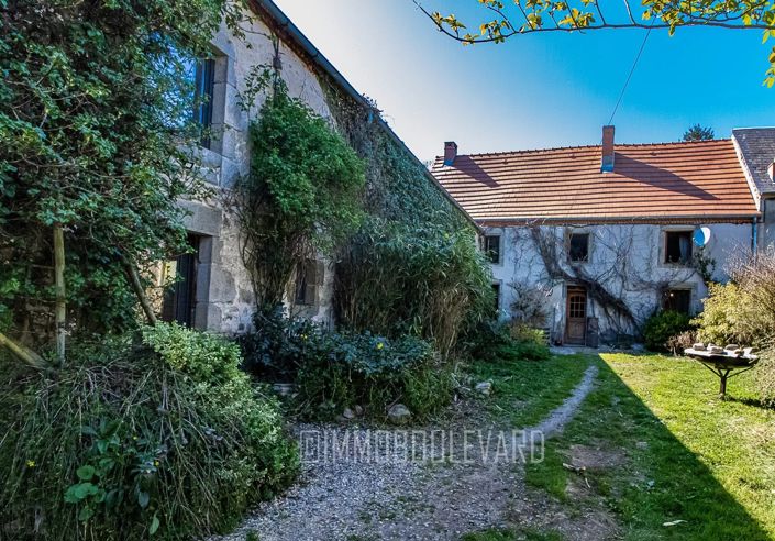 Image No.1-Maison de 5 chambres à vendre à Mazirat