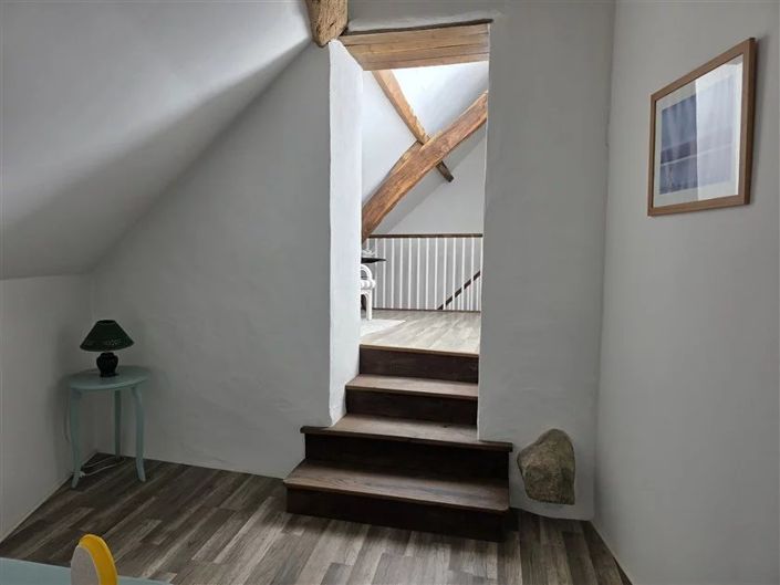 Image No.16-6 Bed House for sale