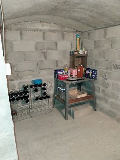 Image No.10-1 Bed House for sale