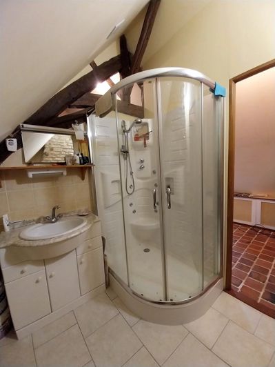 Image No.9-1 Bed House for sale