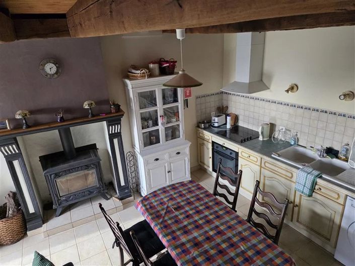 Image No.11-2 Bed House for sale