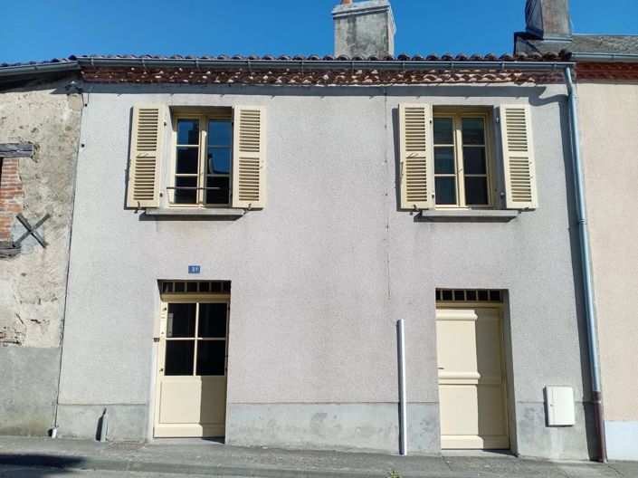 Image No.1-2 Bed House for sale