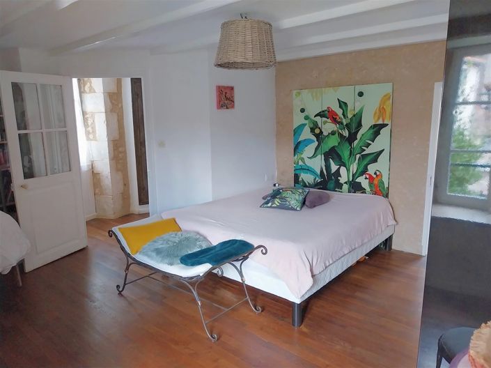 Image No.9-3 Bed House for sale