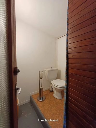 Image No.11-2 Bed House for sale