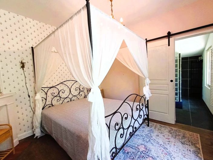 Image No.30-4 Bed House for sale