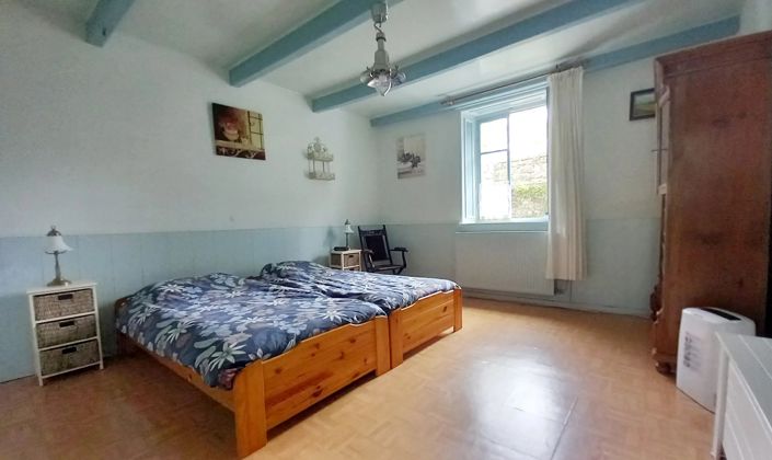 Image No.18-3 Bed House for sale