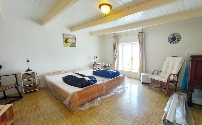 Image No.26-3 Bed House for sale