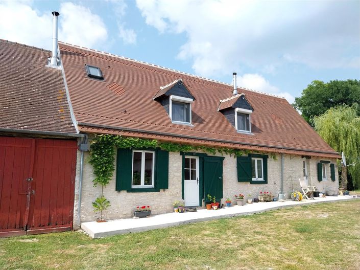 Image No.1-3 Bed House for sale