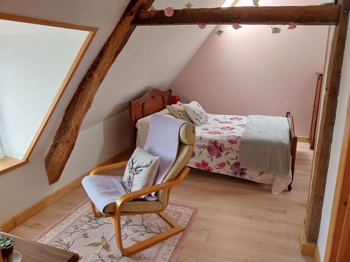 Image No.10-3 Bed House for sale