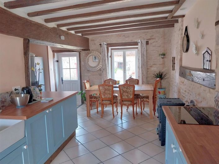 Image No.5-3 Bed House for sale