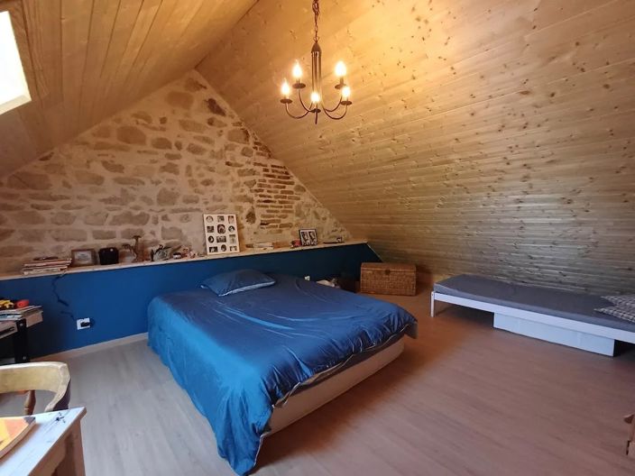 Image No.21-3 Bed House for sale