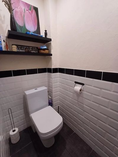 Image No.9-3 Bed House for sale