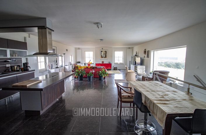 Image No.7-3 Bed House for sale