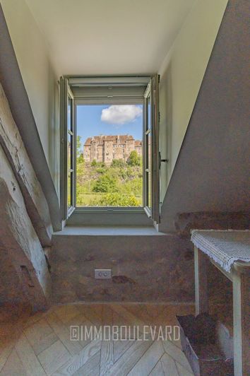 Image No.19-4 Bed House for sale