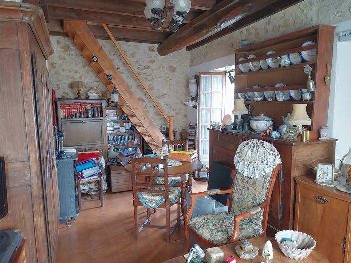 Image No.7-2 Bed House for sale