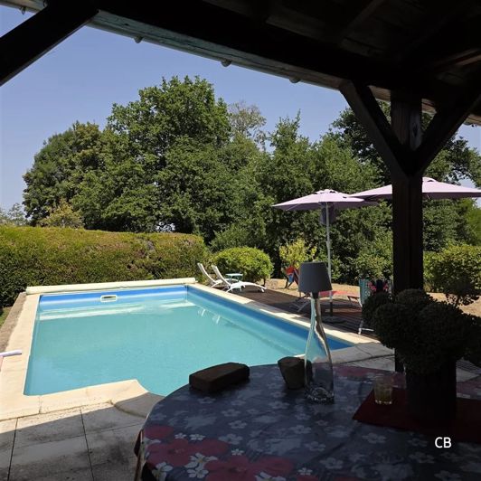 Image No.1-2 Bed House for sale