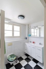 d9f6251b3f32c6cf5ca92d4619ae5e16e44ca076f8108