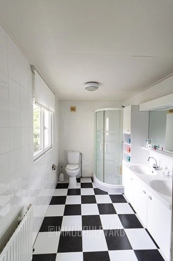 Image No.21-4 Bed House for sale