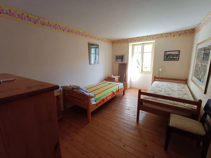 Image No.20-3 Bed House for sale