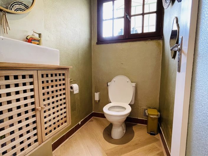 Image No.15-3 Bed House for sale