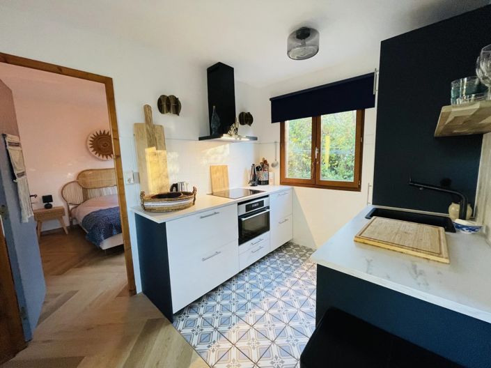 Image No.7-2 Bed House for sale