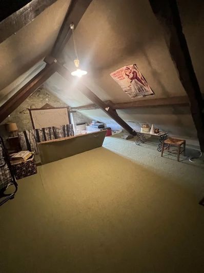 Image No.17-2 Bed House for sale