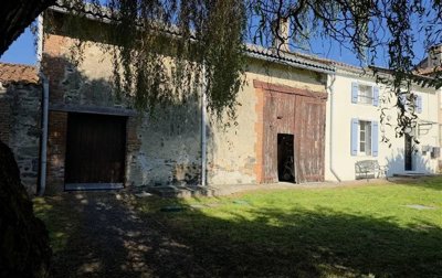 1 - Saint-Barbant, House