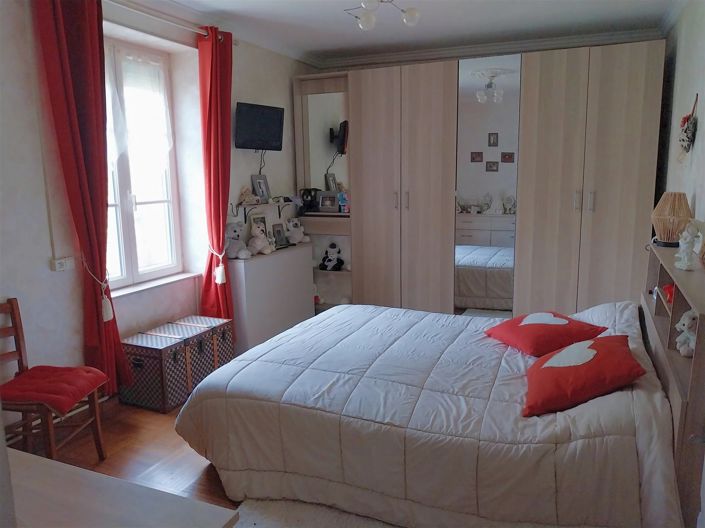 Image No.8-3 Bed House for sale