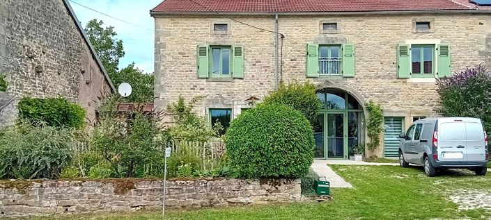 Image No.1-7 Bed House for sale