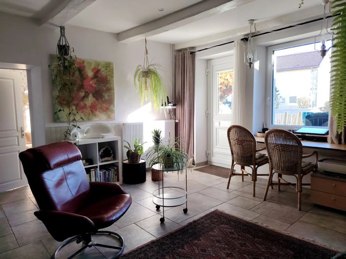 Image No.15-7 Bed House for sale