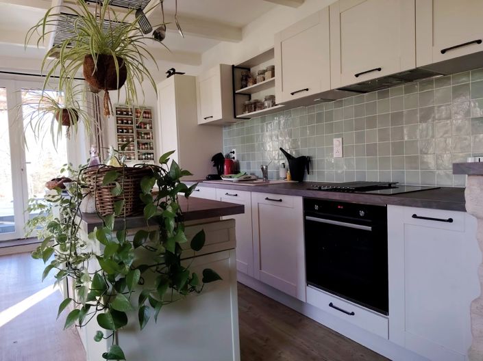 Image No.17-7 Bed House for sale