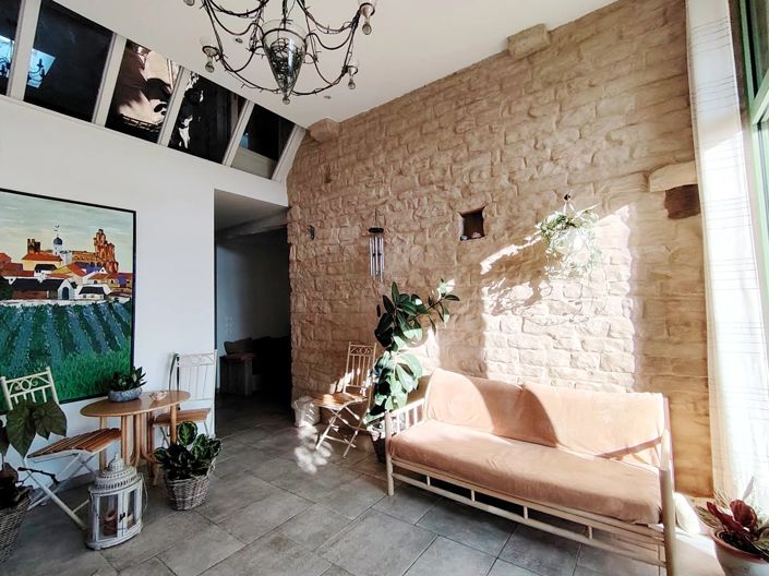 Image No.7-7 Bed House for sale