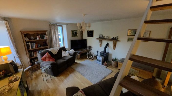 Image No.12-3 Bed House for sale