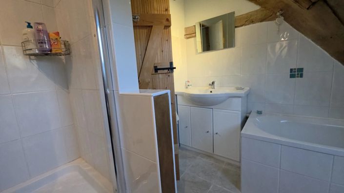 Image No.19-3 Bed House for sale