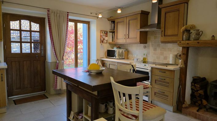 Image No.5-3 Bed House for sale