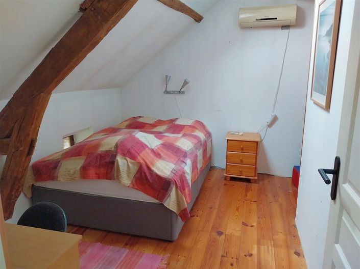 Image No.10-4 Bed House for sale