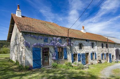 1 - Le Quartier, Maison