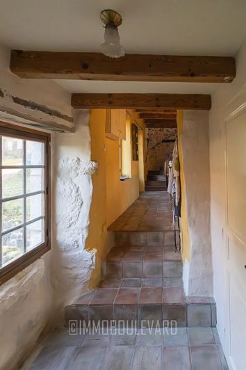 Image No.10-2 Bed House for sale