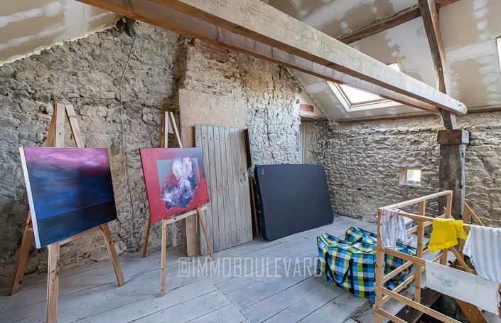 Image No.17-2 Bed House for sale